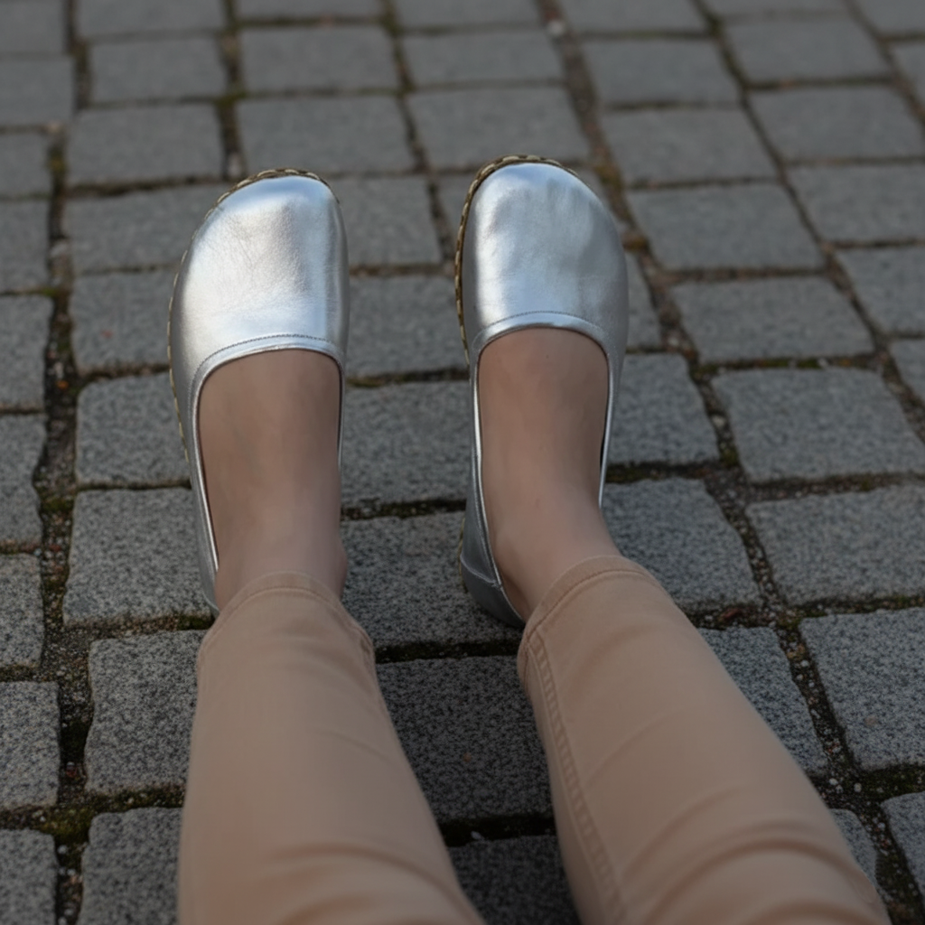Handmade Women Barefoot Silver Ballet Flats