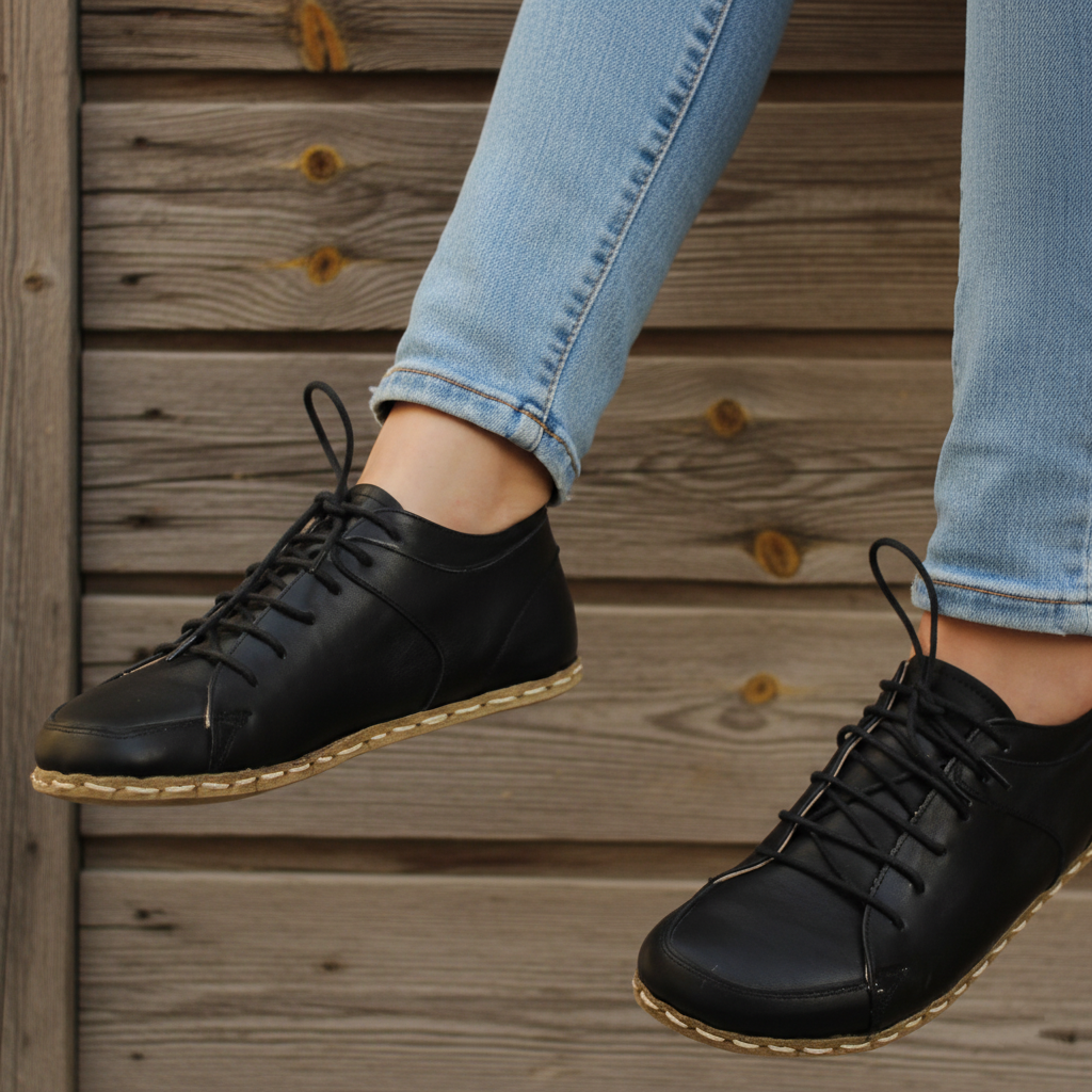 Women Barefoot Black Sneakers