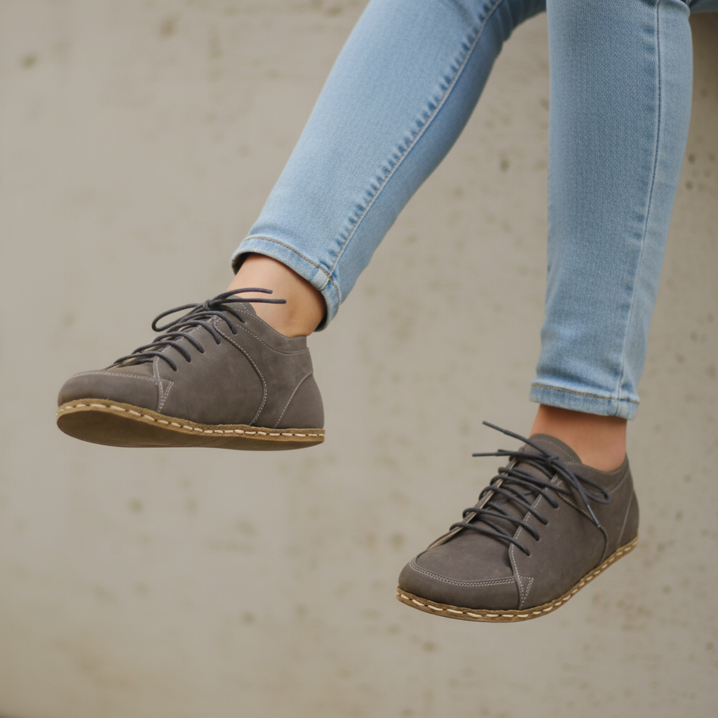 Women Earthing Gray Nubuck Sneakers