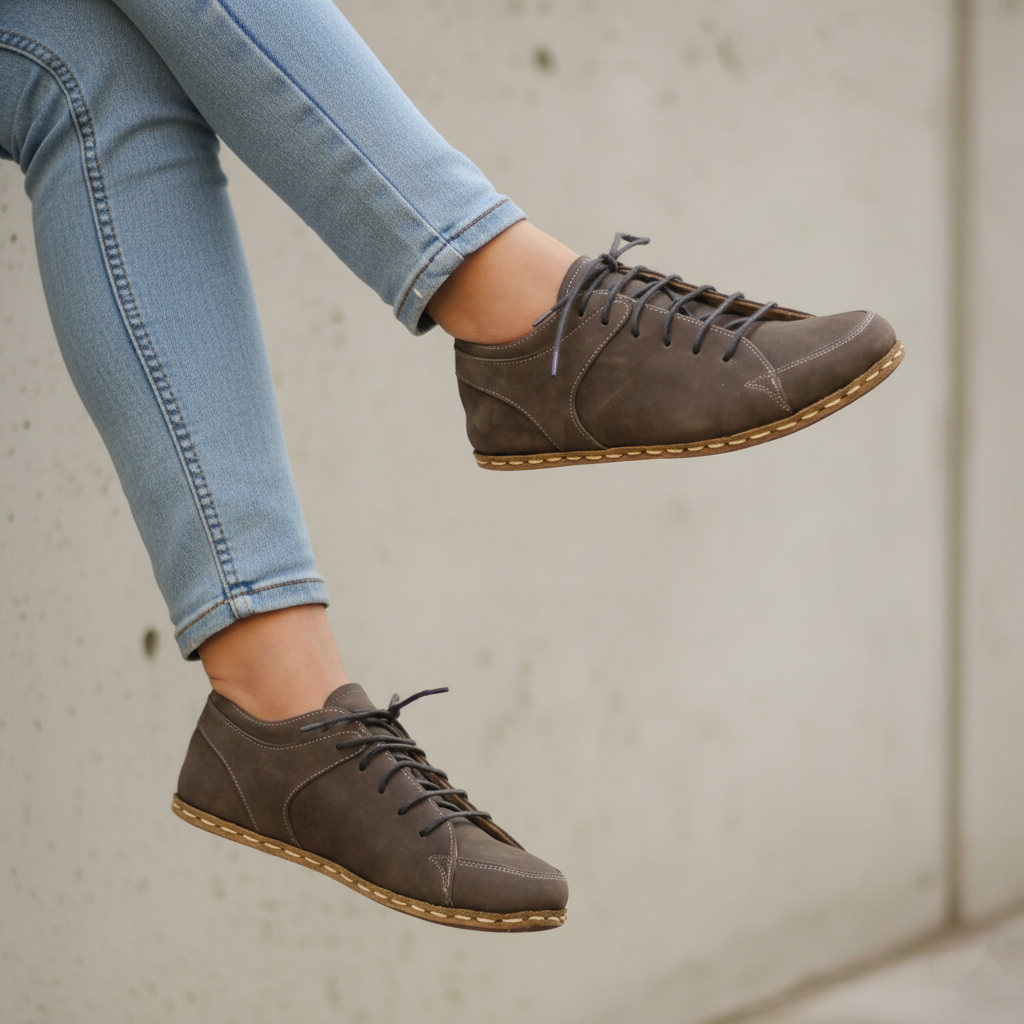 Women Earthing Gray Nubuck Sneakers