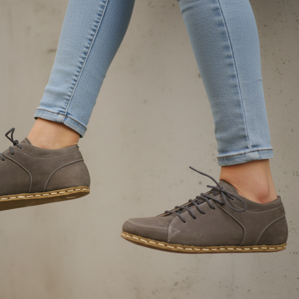 Women Earthing Gray Nubuck Sneakers