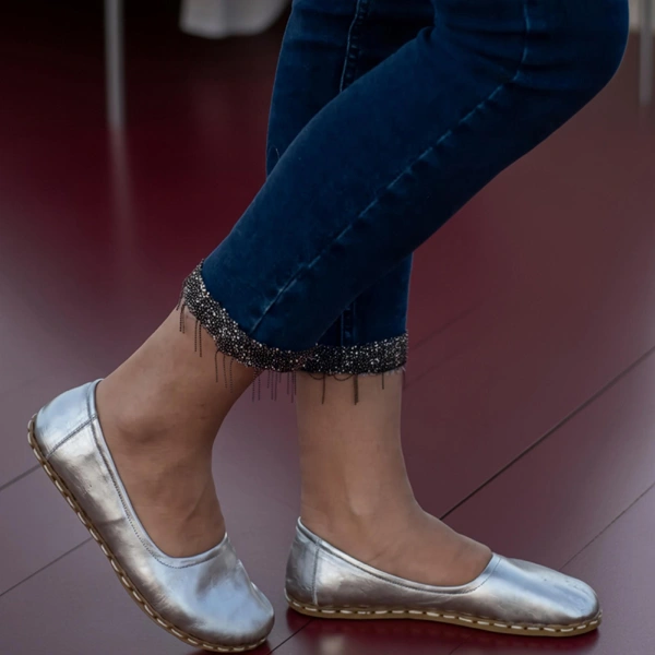 Handmade-Barefoot-Silver-Ballet-Shoes-for-Women