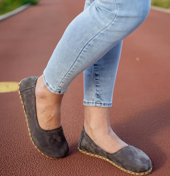 CHIC WITH Handmade Women Gray Nubuck Barefoot Ballet Flats