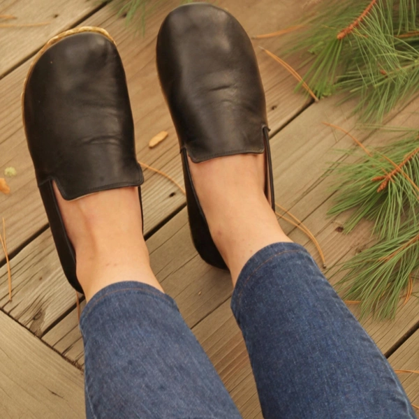 Women-Handmade-Black-Barefoot-Loafers