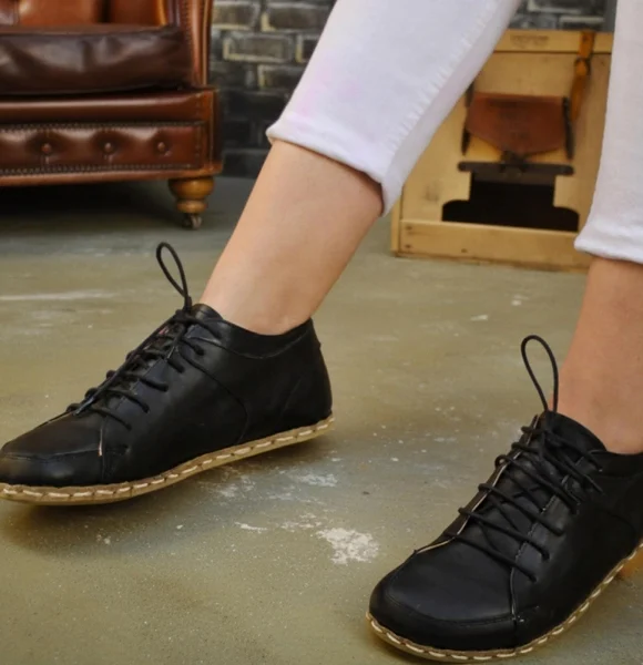 Women-Handmade-Black-Barefoot-Sneakers