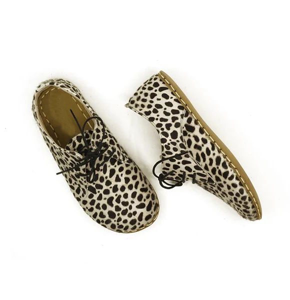 CHIC WITH Handmade Women Leopard Print Barefoot Oxfords