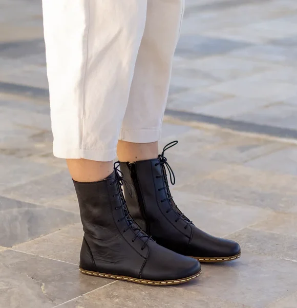 CHIC WITH Women Handmade Black Barefoot Boots