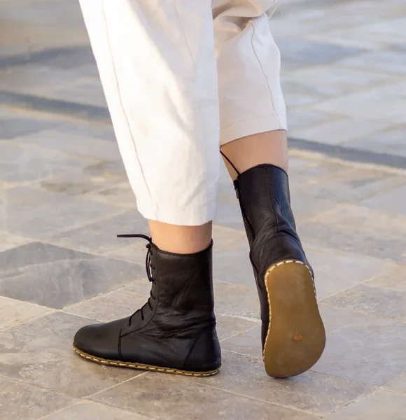 CHIC WITH Women Handmade Black Barefoot Boots