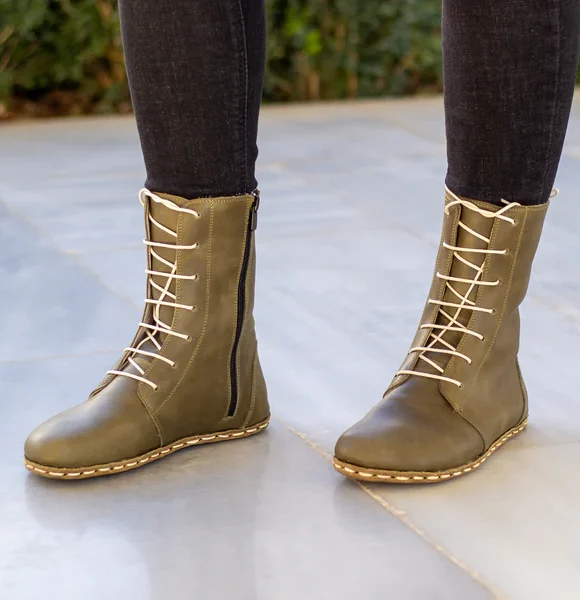 CHIC WITH Women Handmade Green Barefoot Boots