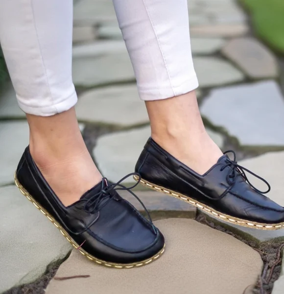 Handmade-Black-Barefoot-Boat-Shoes-for-Women