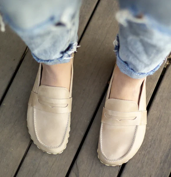 Handmade Beige Barefoot Earthing Women Penny Loafers