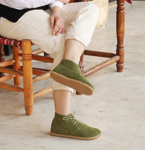 CHIC WITH Women Handmade Barefoot Nubuck Green Chukka Boots